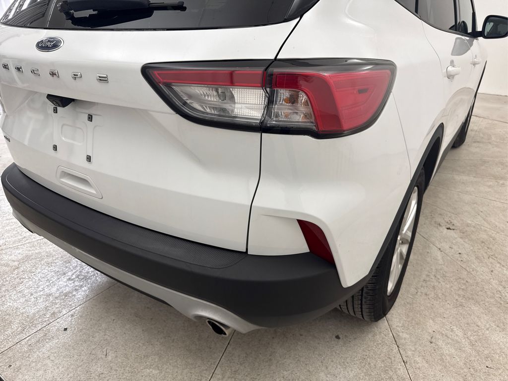 2022 Ford Escape SE - Photo 19
