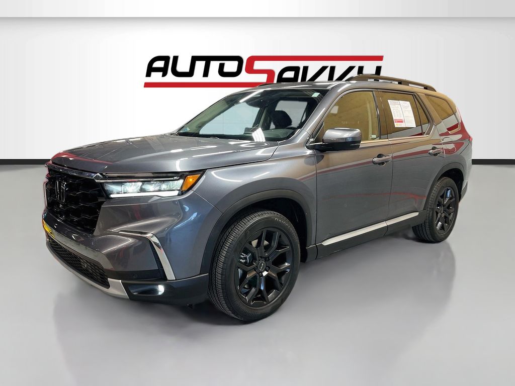 Used 2025 Charcoal Honda Touring image 3