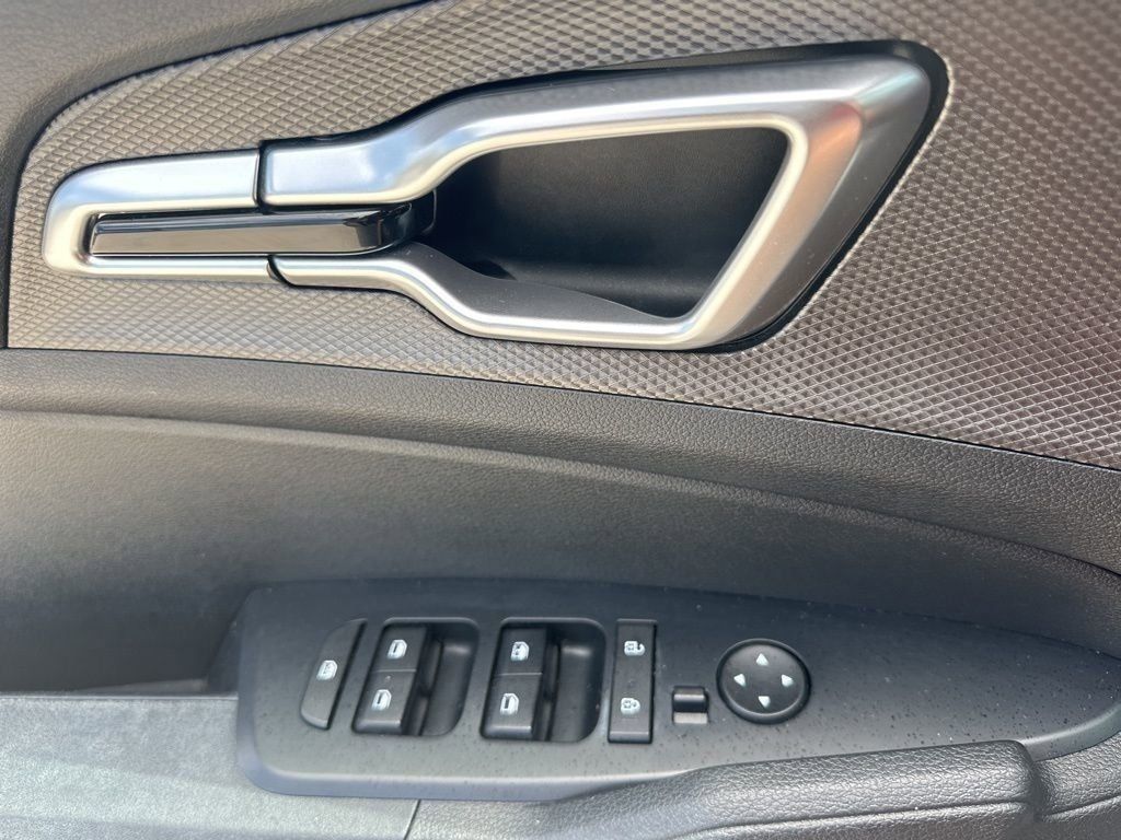 2023 Fusion Black Kia Sportage LX FWD SUV
