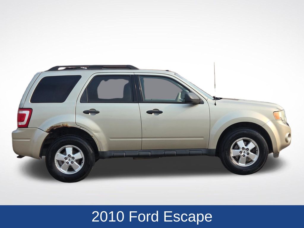 Used 2010 Ford Escape XLT with VIN 1FMCU9DG7AKD20981 for sale in Marshall, Minnesota