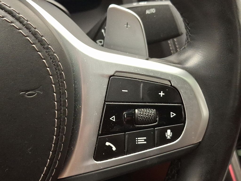 Thumbnail: 2022 BMW 8 Series - 24