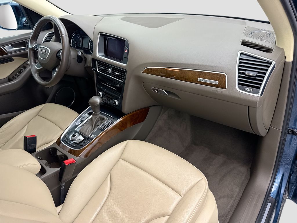 Thumbnail: 2017 Audi Q5 - 16