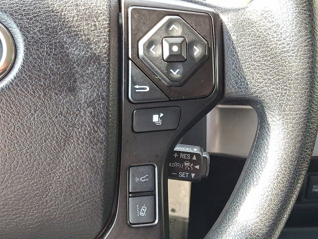 2022 Toyota Tacoma SR 21
