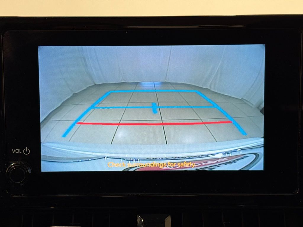 Thumbnail: 2025 Toyota Corolla - 25