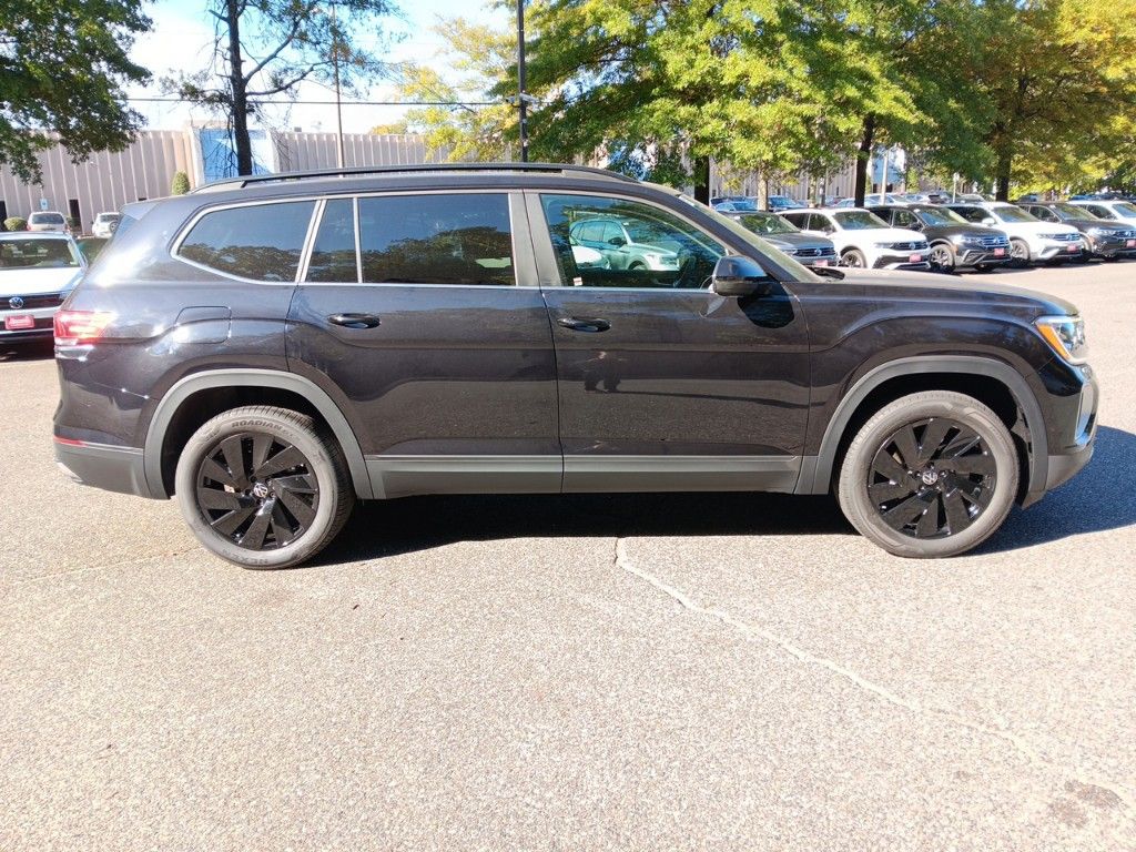 2025 Volkswagen Atlas 2.0T SE w/Technology 6