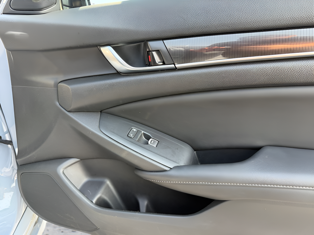 Used 2022 Honda Accord Hybrid Sedan