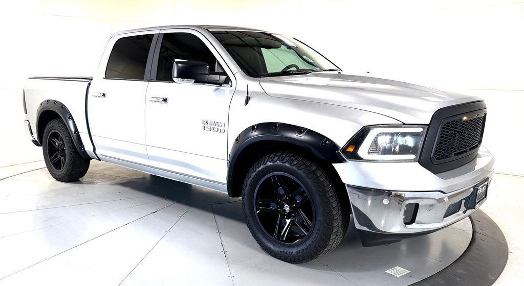  2016 RAM 1500 Lone Star Crew Cab RWD   
