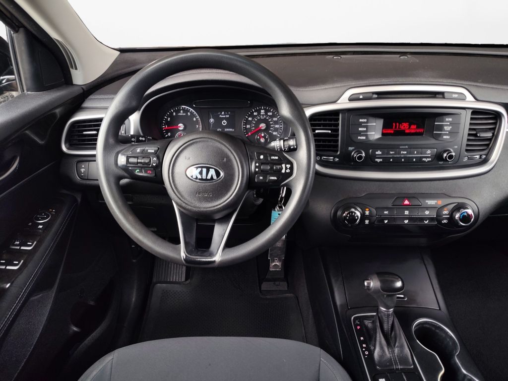 Used Car 2016 Kia Sorento  L For Sale Under $10,000 In Austin, Texas