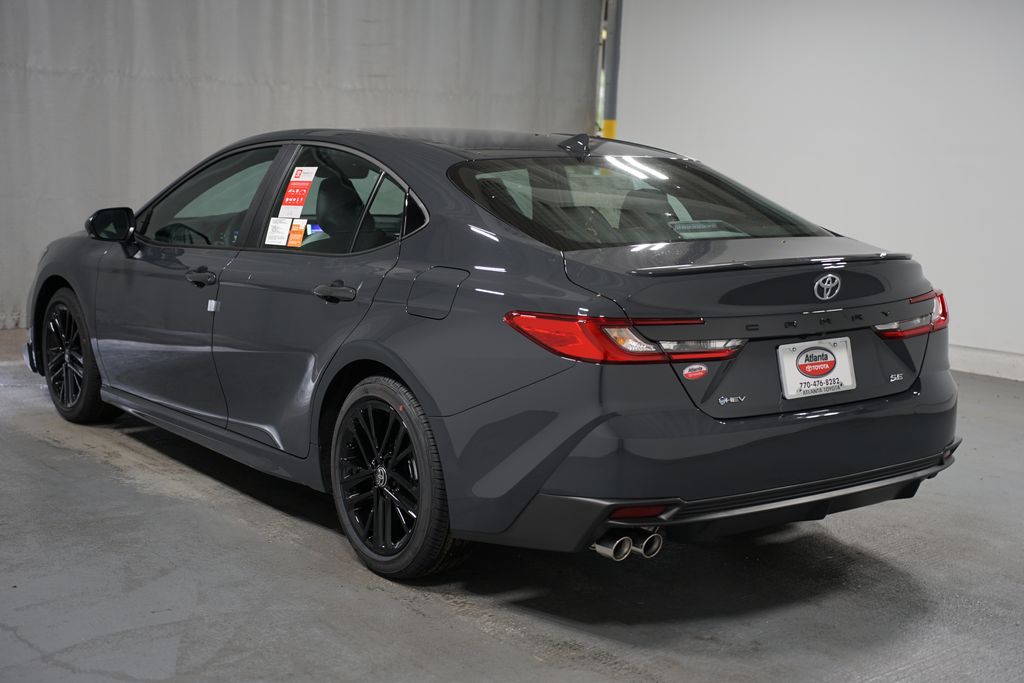 2025 Toyota Camry SE 6