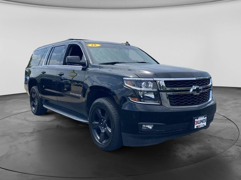 Black 2019 Chevrolet Suburban 1500 LT 4WD SUV / Crossover Four-Wheel Drive 6-Speed Automatic Overdrive