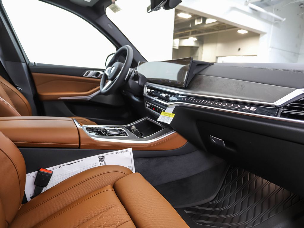 Thumbnail: 2026 BMW X5 - 29