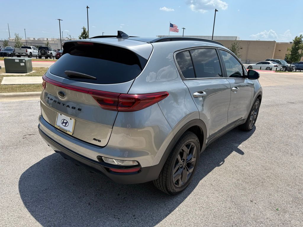 Thumbnail: 2022 Kia Sportage - 5