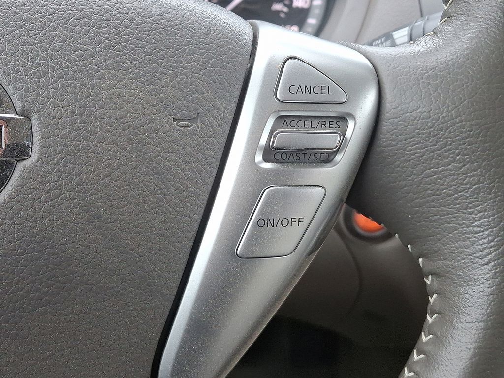 Thumbnail: 2013 Nissan Sentra - 21