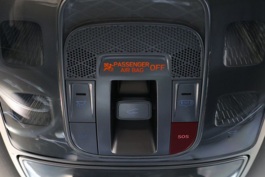 Thumbnail: 2024 Genesis GV80 - 29
