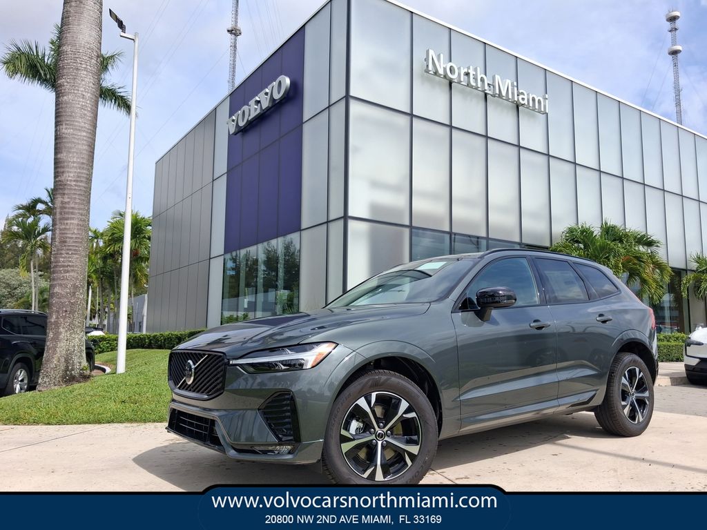2026 Volvo XC60 Core