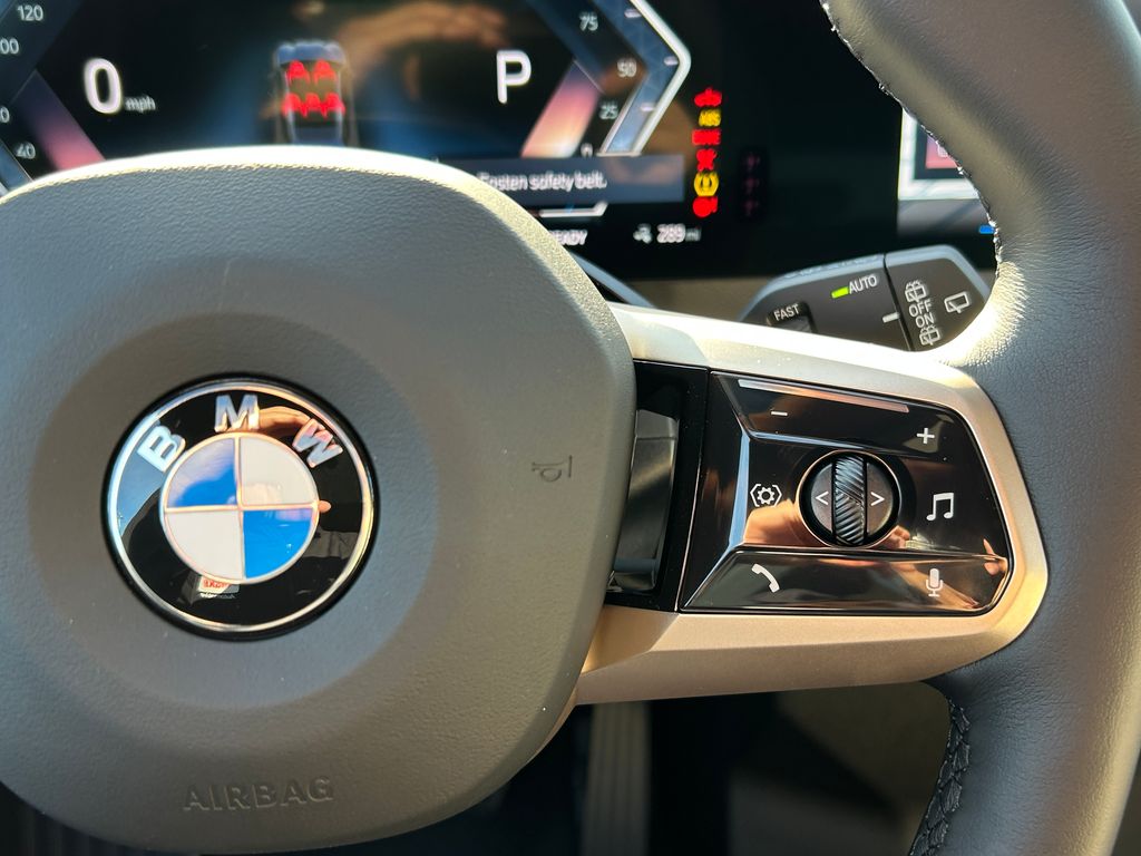 Thumbnail: 2026 BMW iX - 19