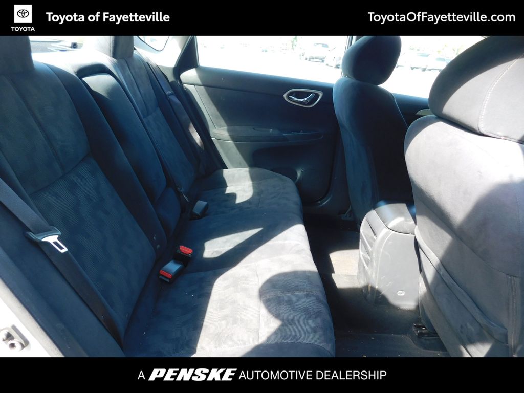 Thumbnail: 2013 Nissan Sentra - 5