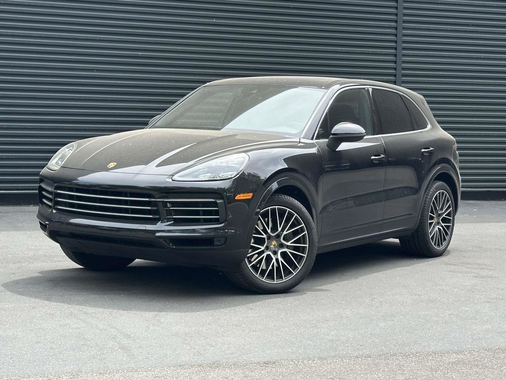 Black 2019 Porsche Cayenne S AWD SUV / Crossover All-Wheel Drive 8-Speed Automatic