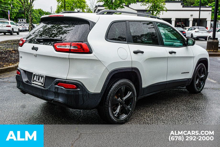 Used 2016 White Jeep Altitude image 6