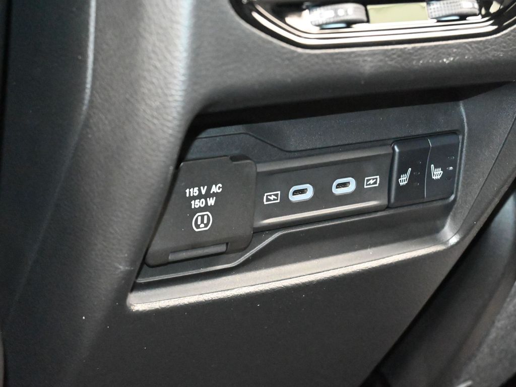 New 2026 Baltic Gray Metallic Clearcoat Jeep Limited image 30