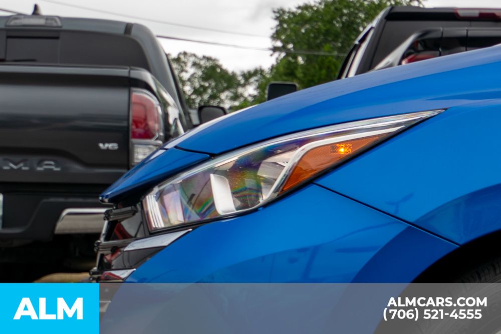 2023 Nissan Versa 1.6 SV photo 11