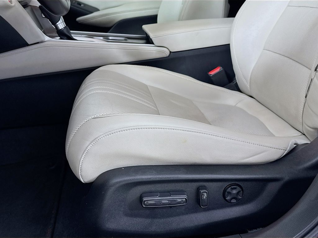 Used Car 2022 Honda Accord  Ex-l For Sale Under $25,000 In Austin, Texas