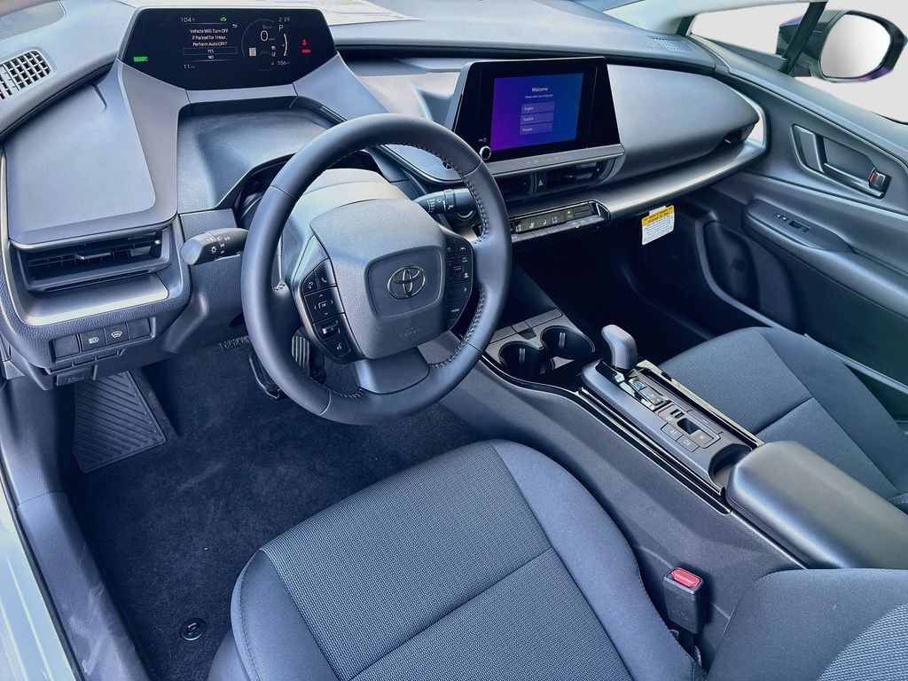 Thumbnail: 2027 Toyota Prius - 9