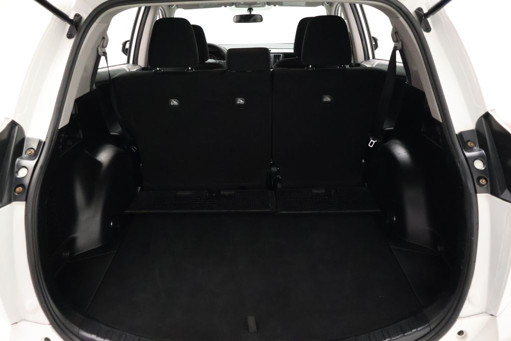 Thumbnail: 2016 Toyota RAV4 - 22