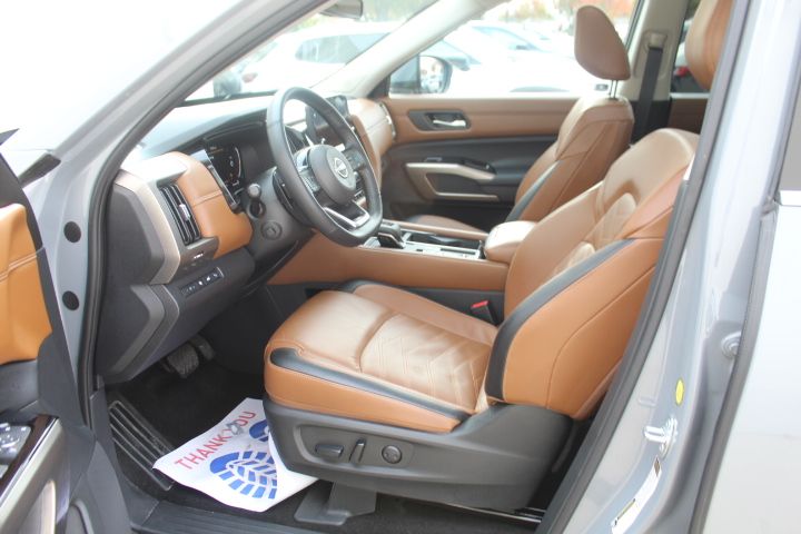 Used Car 2024 Nissan Pathfinder  Platinum For Sale Under $40,000 In Georgetown, Texas