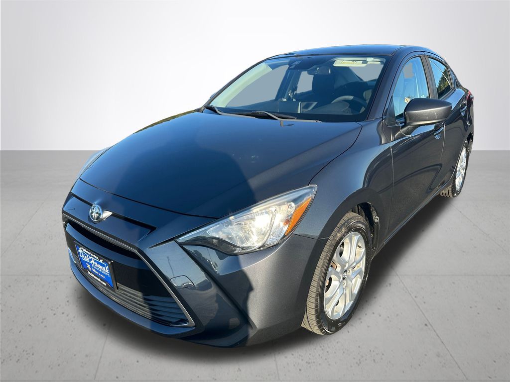 2017 Toyota Yaris iA Base