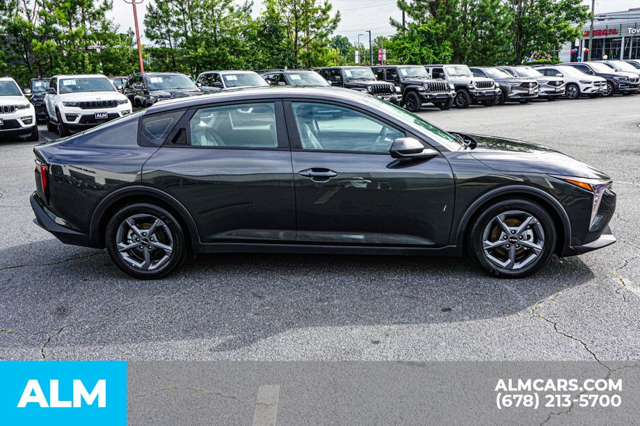 Used 2025 Gray Kia LXS image 9