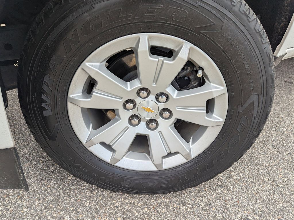 used 2022 Chevrolet Colorado car, priced at $27,493