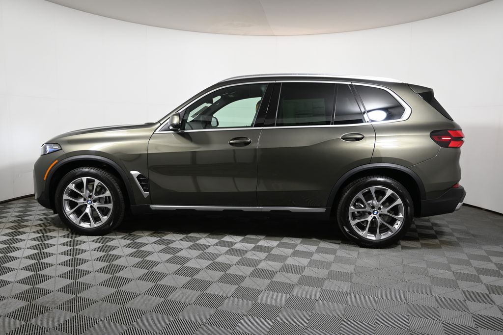 Thumbnail: 2026 BMW X5 - 2
