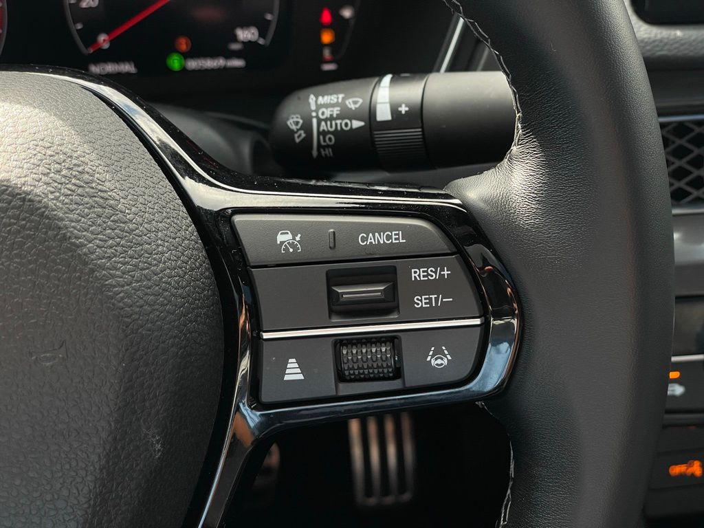 Thumbnail: 2025 Acura Integra - 14