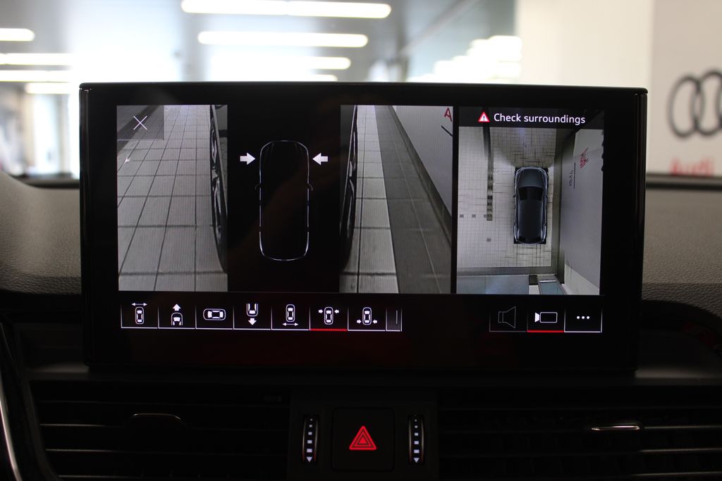 Thumbnail: 2023 Audi Q5 - 24