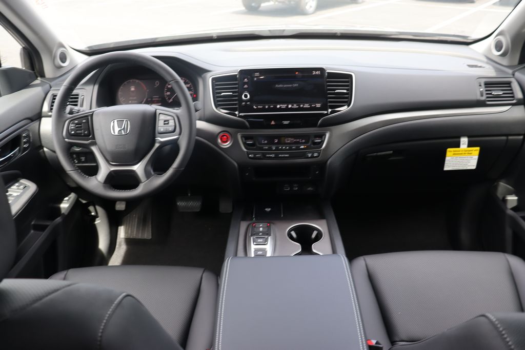 Thumbnail: 2025 Honda Ridgeline - 16
