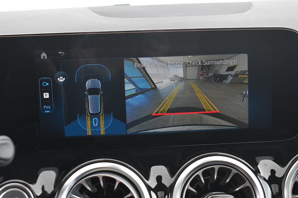 Thumbnail: 2026 Mercedes-Benz GLA - 19