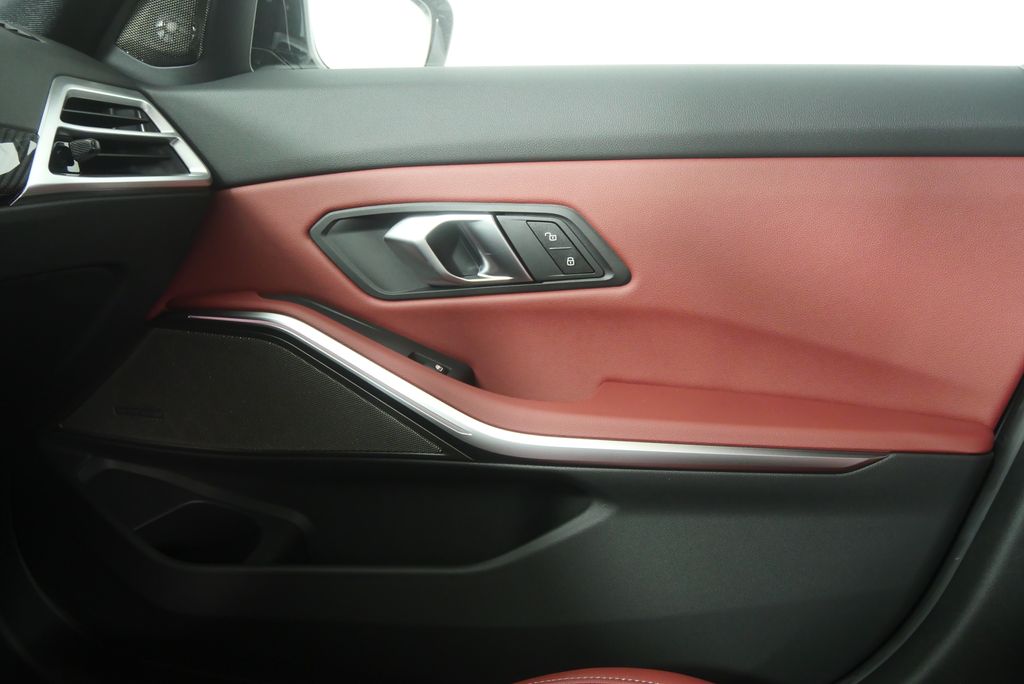 Thumbnail: 2026 BMW 3 Series - 25