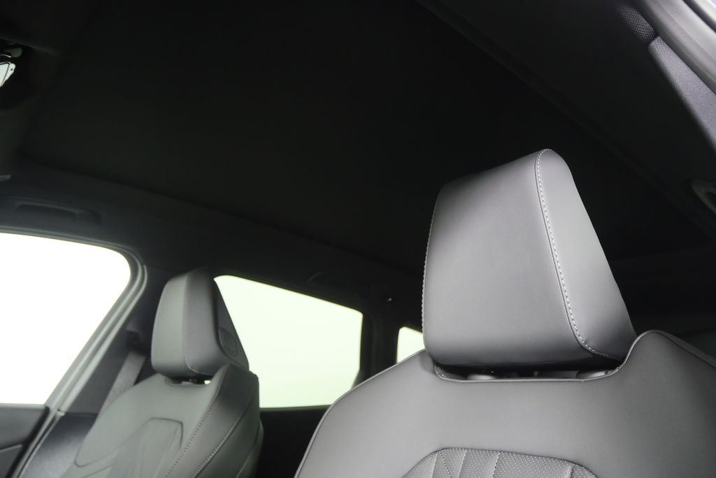 Thumbnail: 2026 BMW X3 - 11