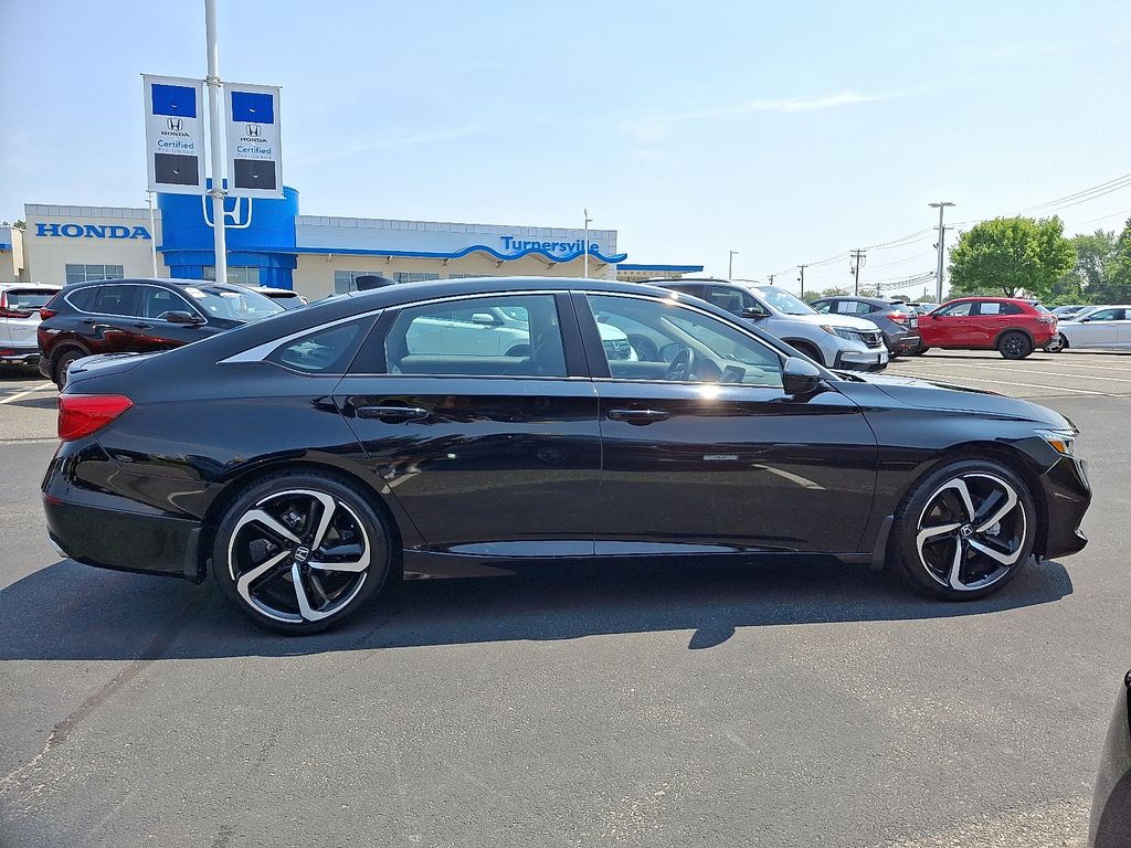 Thumbnail: 2022 Honda Accord - 7