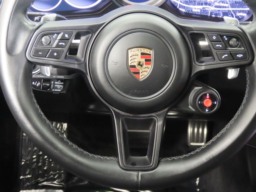 Thumbnail: 2022 Porsche  - 18