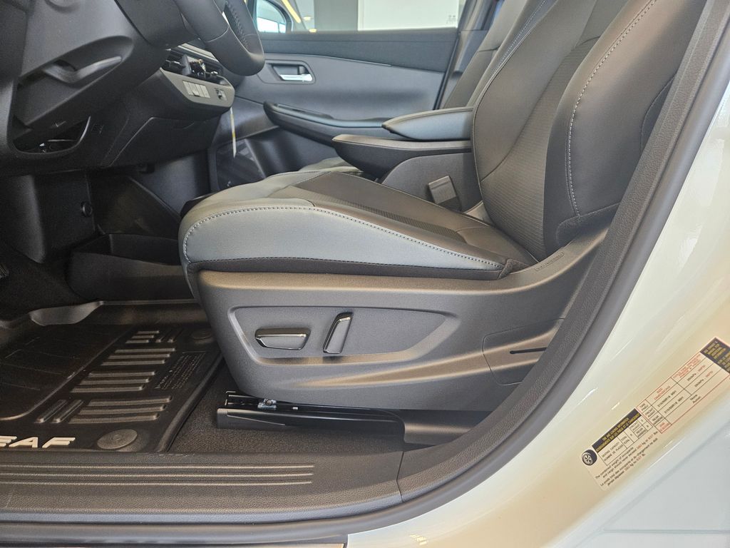 2026 Nissan Leaf SV+