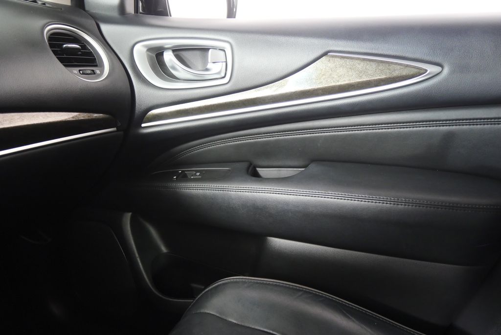 2015 INFINITI QX60 Base 29