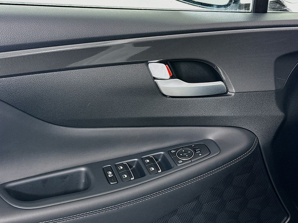 2022 Hyundai Santa Fe SEL 18