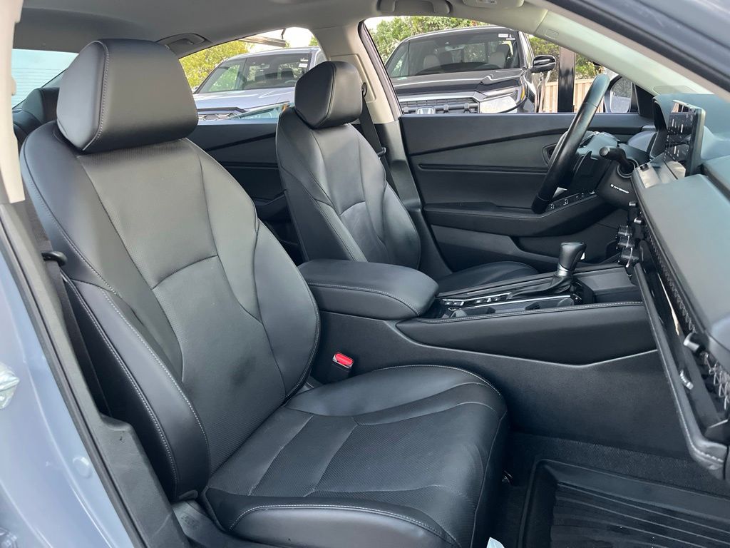 Thumbnail: 2023 Honda Accord - 28