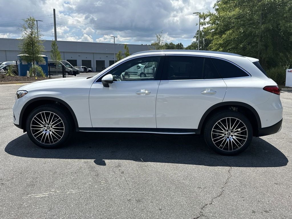 2024 Mercedes-Benz GLC GLC 300 5