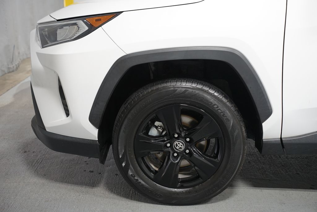 Thumbnail: 2021 Toyota RAV4 - 5