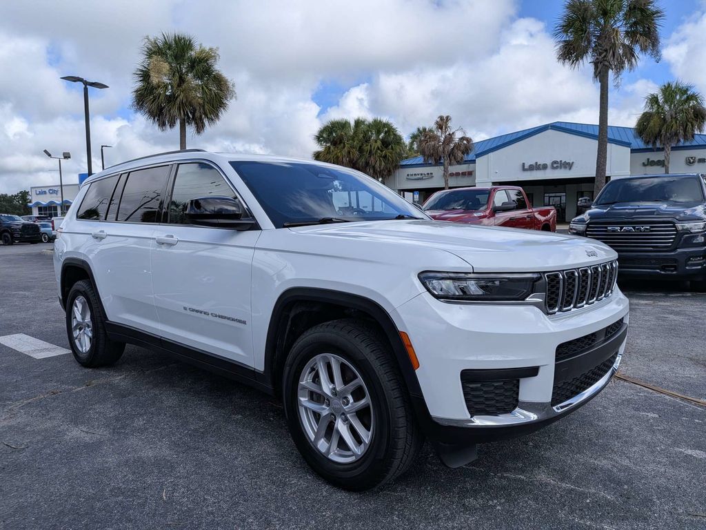 Bright White Clearcoat 2024 Jeep Grand Cherokee L SUV / Crossover 4X2 8-Speed Automatic