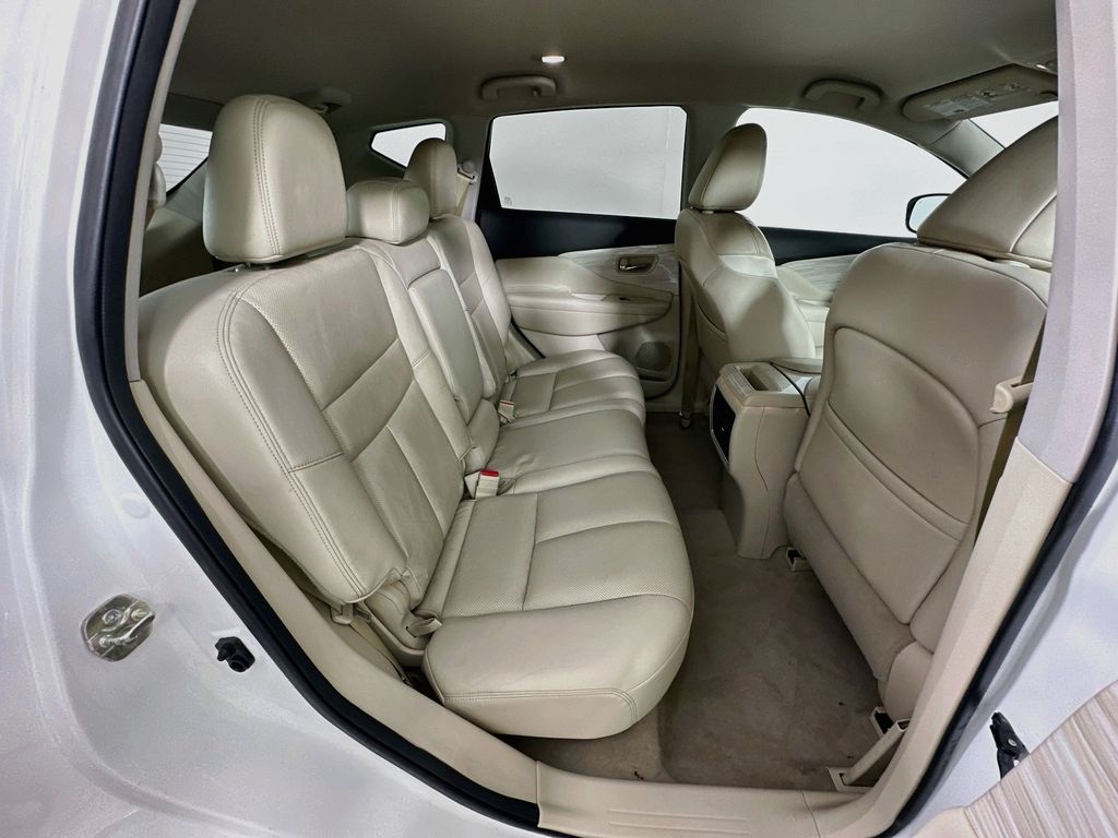 Thumbnail: 2015 Nissan Murano - 27