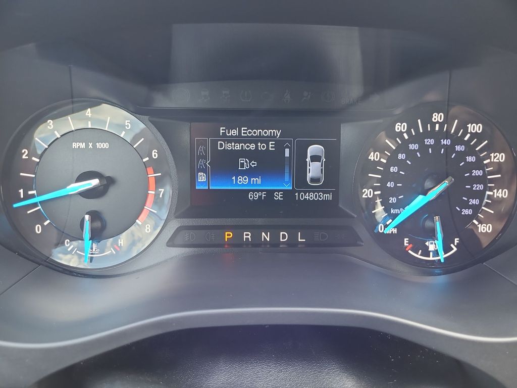 2017 Ford Fusion SE 15
